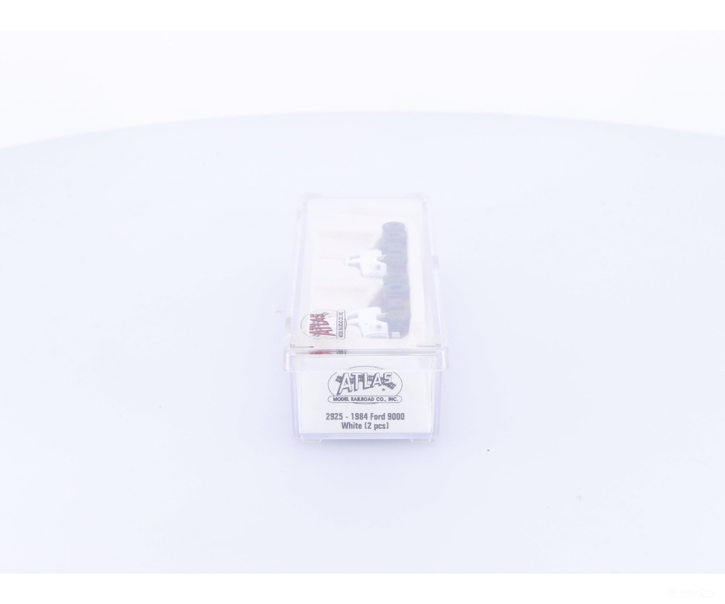 Atlas 2925 N 1984 Ford 9000 White 2 Pack - Vehicles