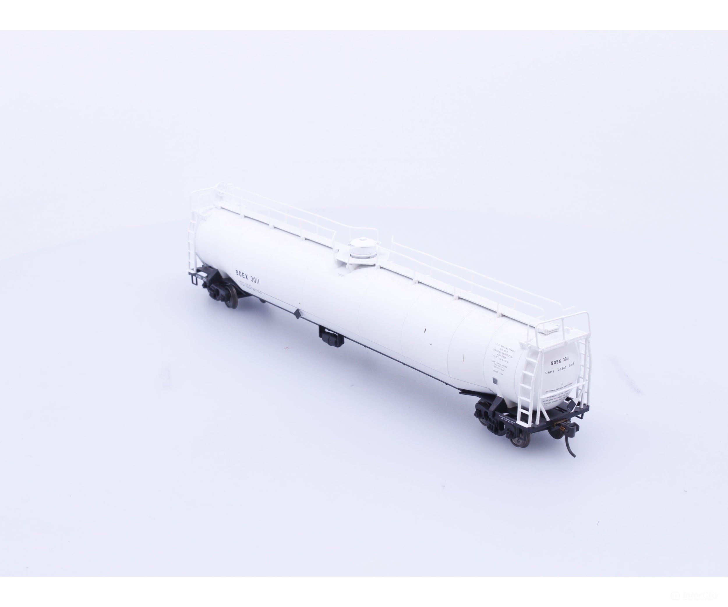 Atlas 3011 HO ACF 33000 Gallon Tank Car Shell (SOEX) 3011 - Freight Cars