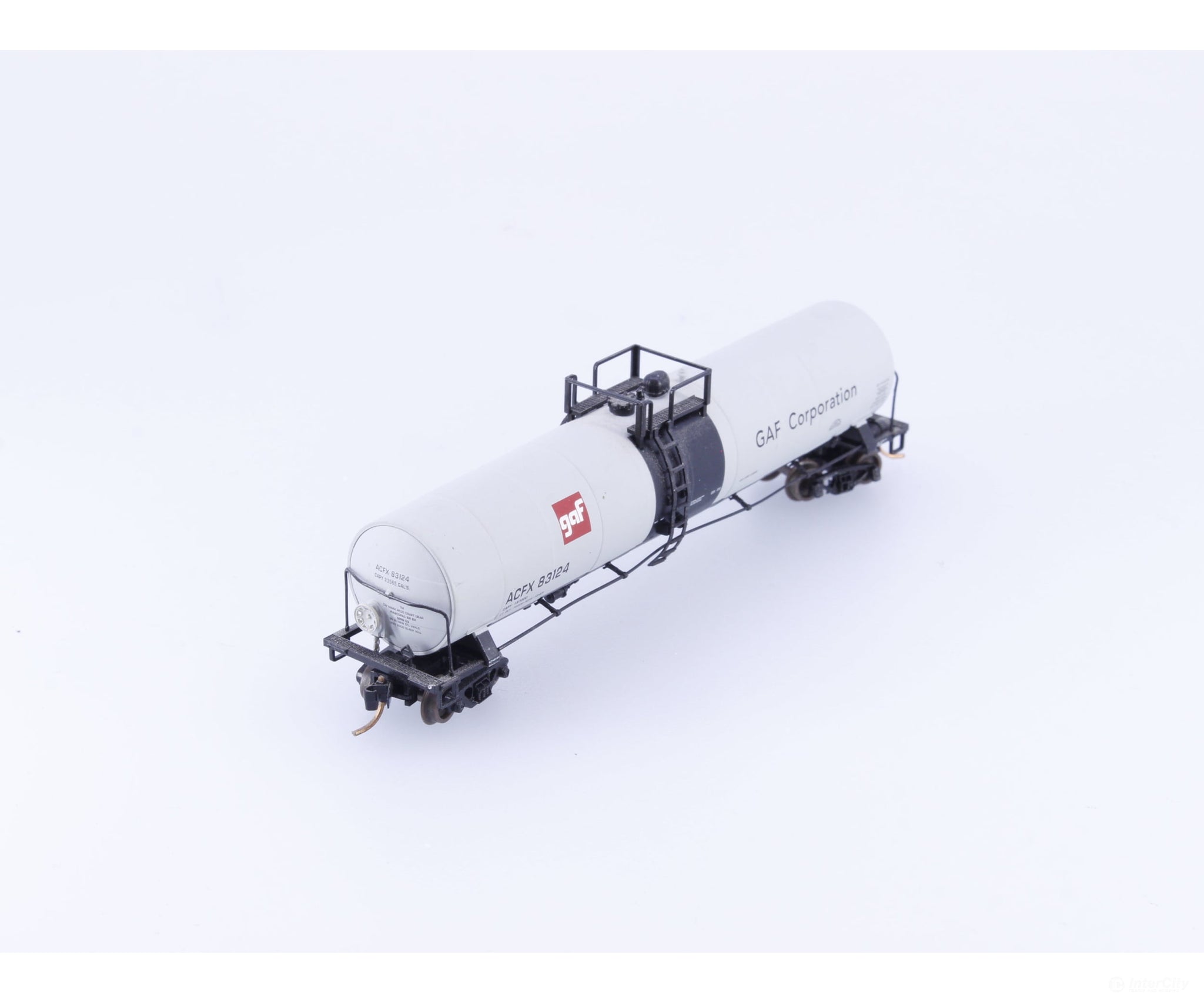 Atlas 30702 N 23500 Gal. Tank Car GAF (ACFX) 83124 - Freight Cars