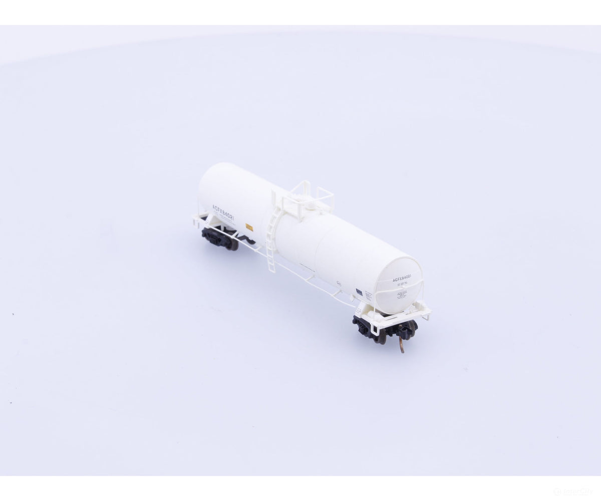 Atlas 30722 N 23500 Gal. Tank Car AMOCO (ACFX) 84021 - Freight Cars