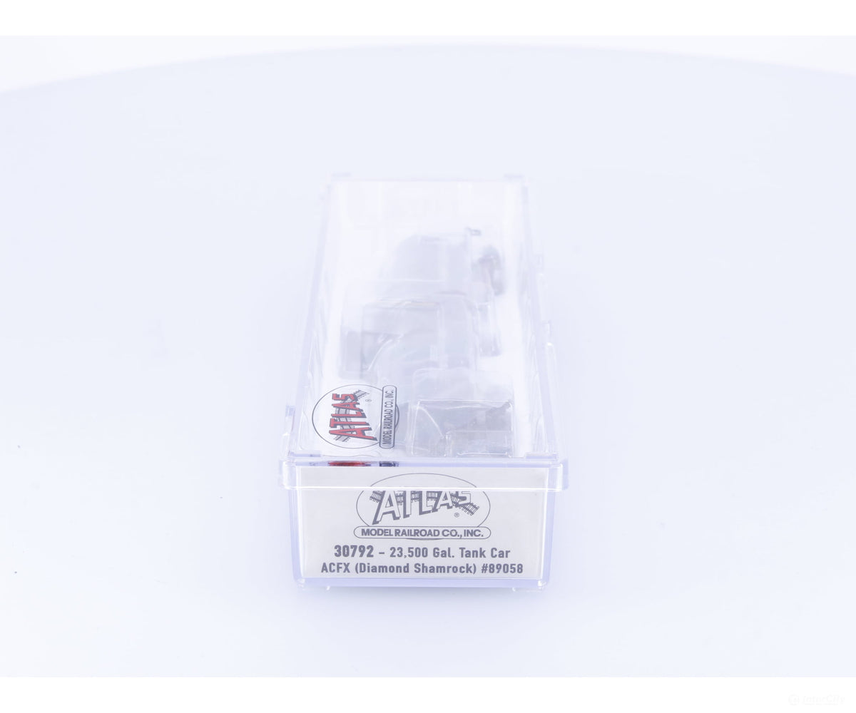 Atlas 30792 N 23500 Gal. Tank Car Diamond Shamrock (ACFX) 89058 - Freight Cars