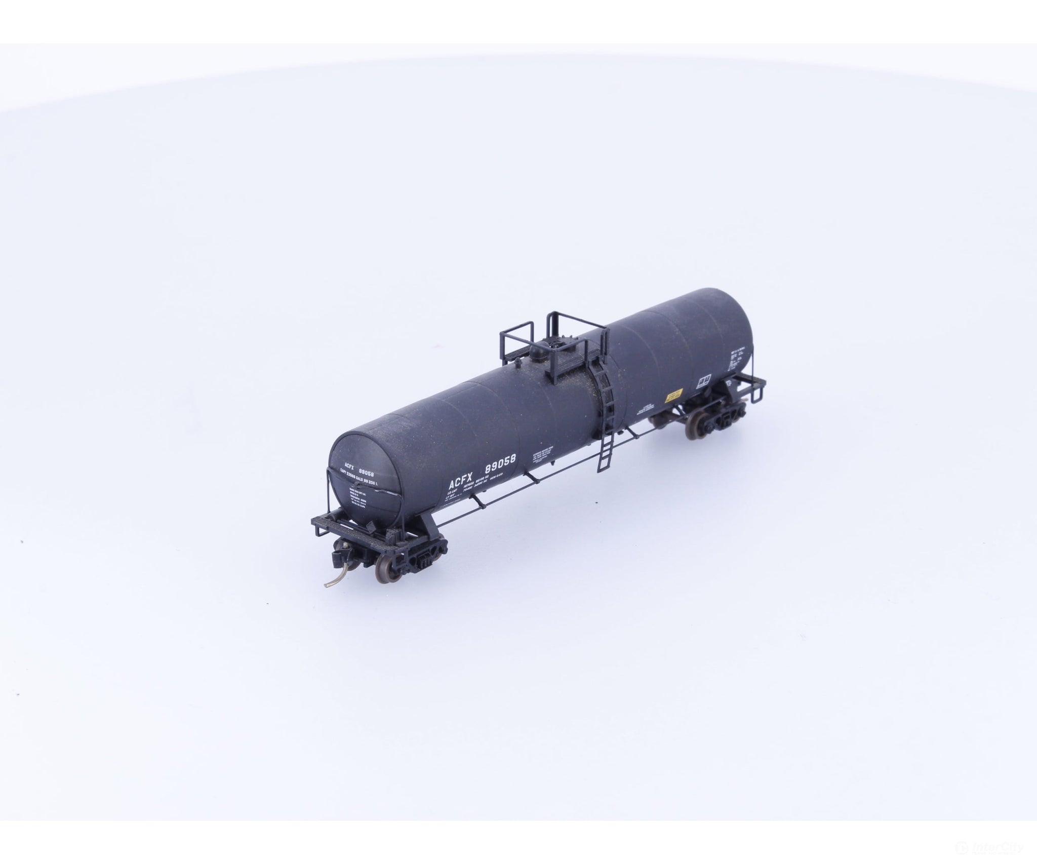 Atlas 30792 N 23500 Gal. Tank Car Diamond Shamrock (ACFX) 89058 - Freight Cars