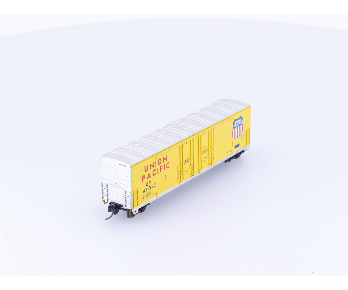 Atlas 31061 N Evans Double Plug Door Box Car Union Pacific (UP) 451352 - Freight Cars