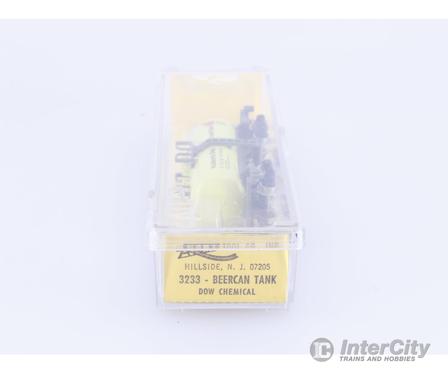 Atlas 3233 N Beer Can Tank Car Hudson Bay Oil and Gas Union Tank Car (UTLX) 77354 Freight Cars