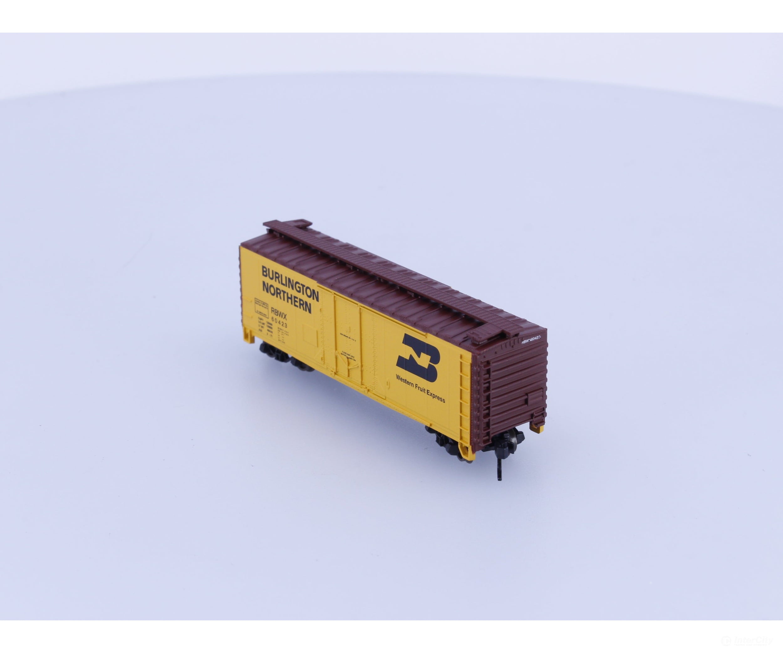 Atlas 33306 N 40’ Plug Door Box Car Burlington Northern (BN) 60423 Freight Cars