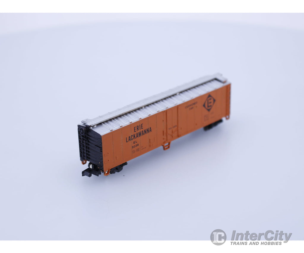 Atlas 3657 N 50’ Mechanical Reefer Erie Lackawanna (EL) 5038 Freight Cars