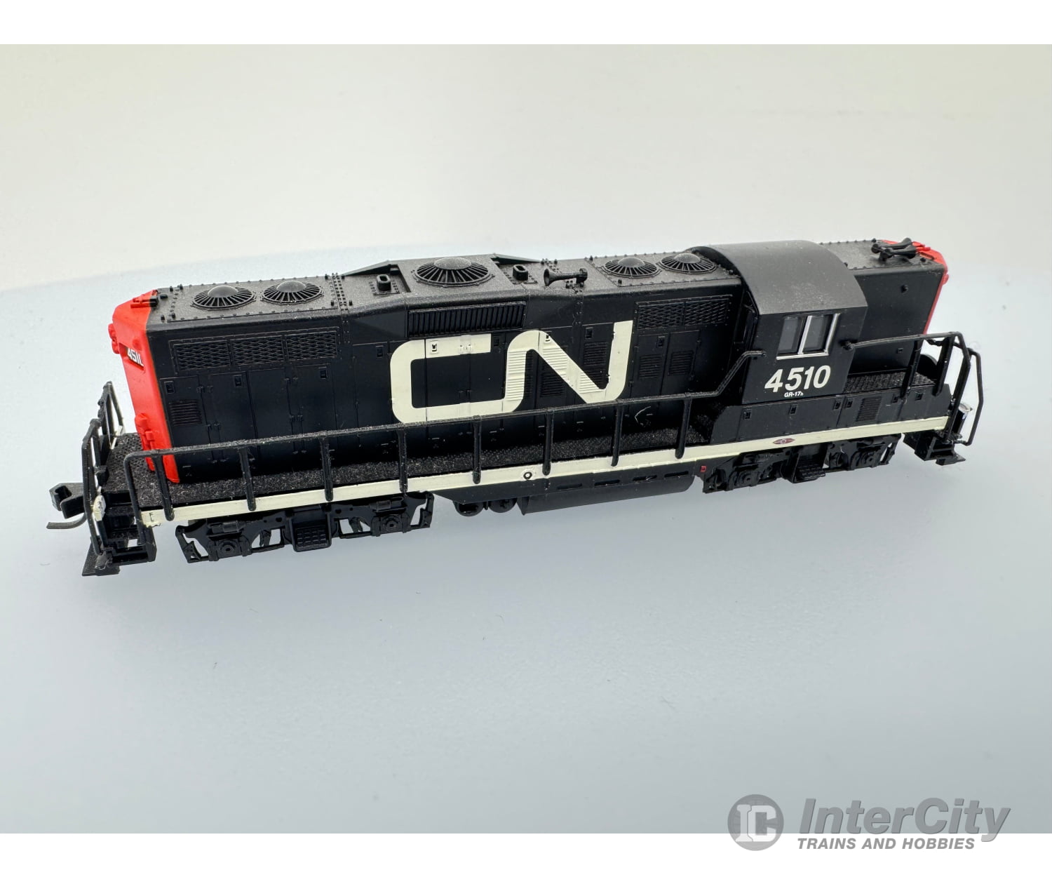 Atlas 40000429 N Gp-9 Decoder Ready Canadian National (Cn) 4510 Analog Dc Locomotives