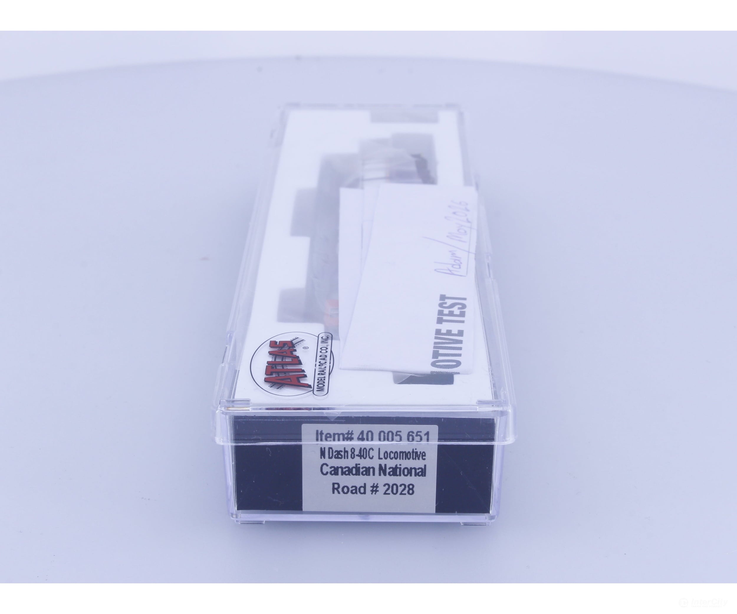 Atlas 40005651 N Dash 8-40C Diesel Locomotive Website Scheme Canadian National (CN) 2028 DCC Ready - Locomotives