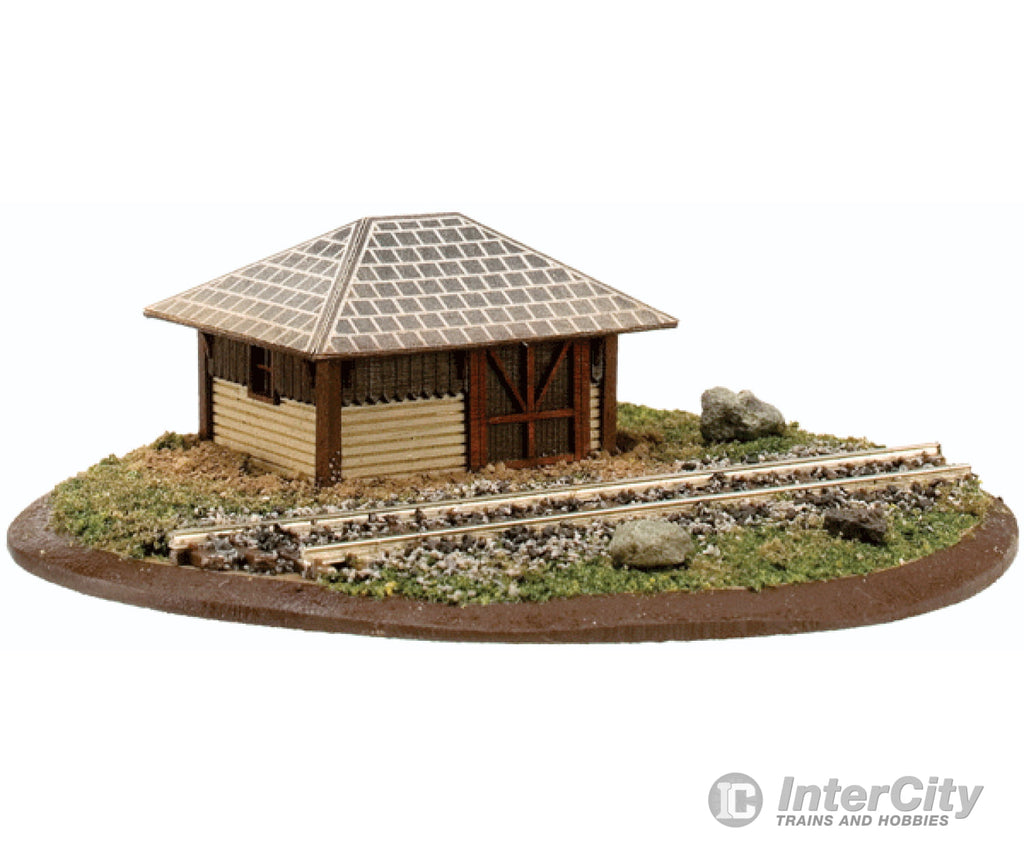 Atlas 4001014 Section House - Kit (Laser-Cut Wood) -- 1-1/4 X 1 3.2 2.5 2.5Cm Structures