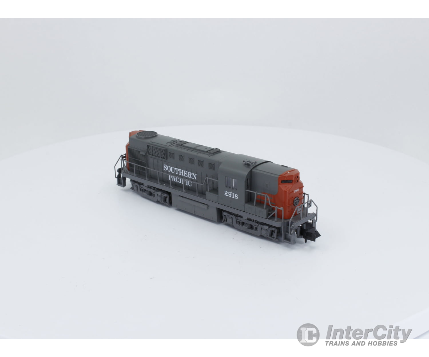 Atlas 42607 N Alco Rs-11 Southern Pacific Road #2908 Locomotive (Sp) 2918 Analog Dc Locomotives