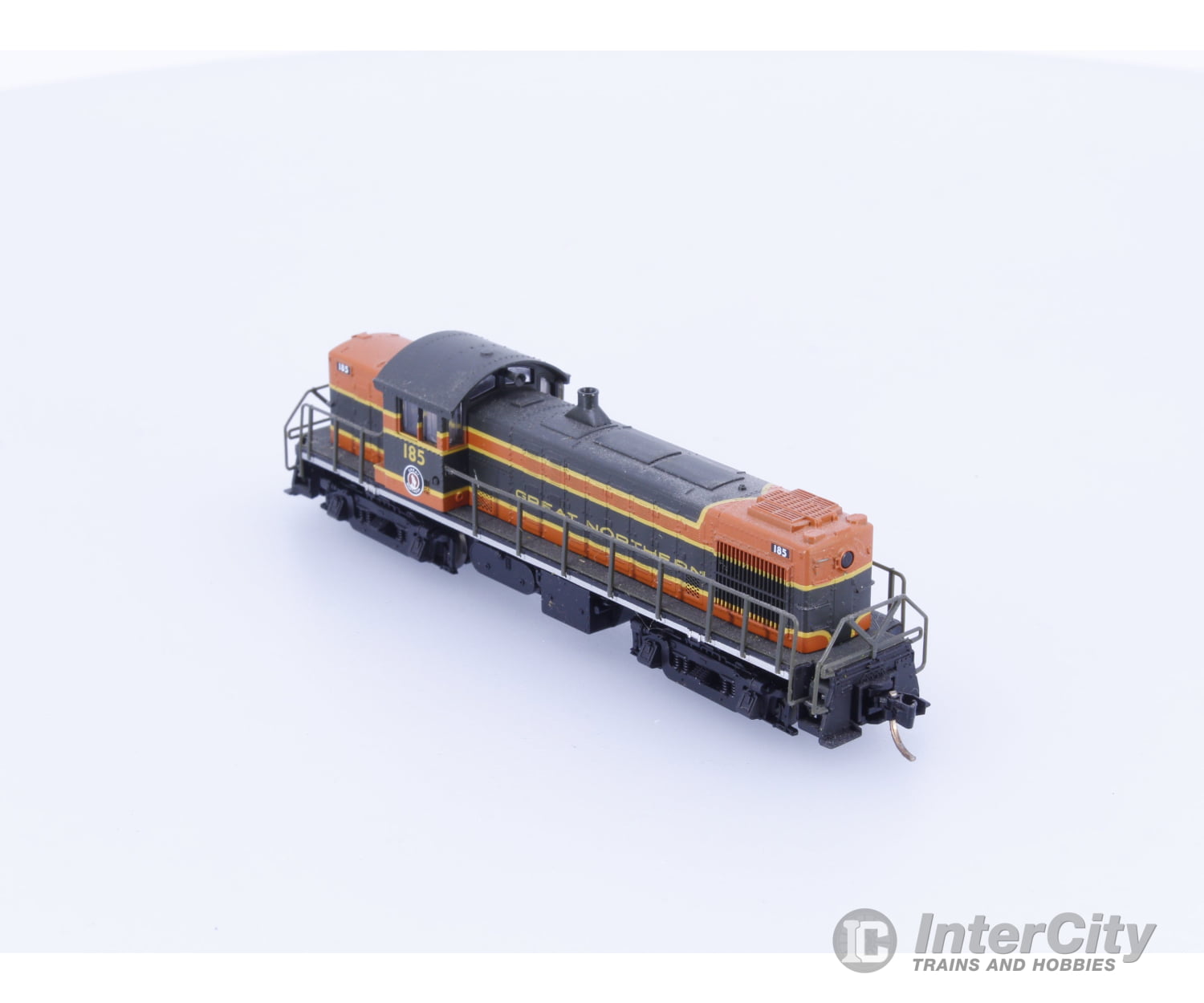 Atlas 44007 N RS-1 Diesel Locomotive Great Northern (GN) 185 Analog DC Locomotives