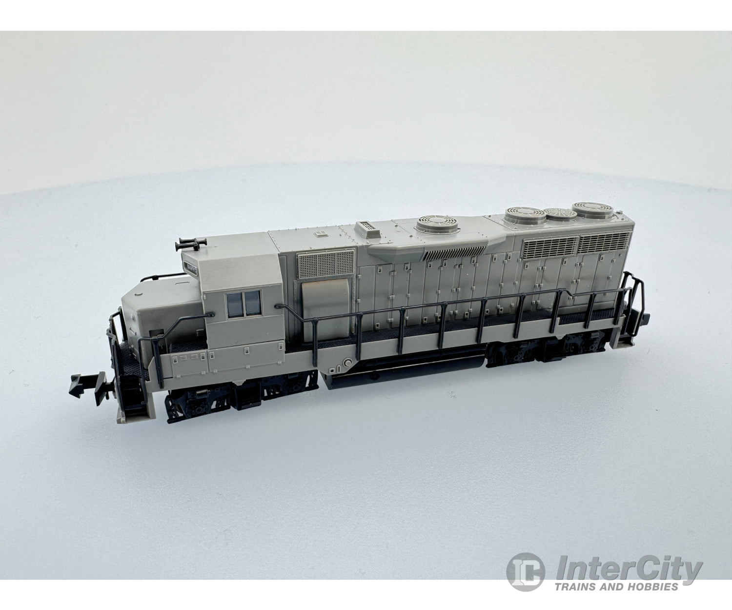 Atlas 4601 N Gp35 Phase 1A Undecorated Analog Dc Locomotives