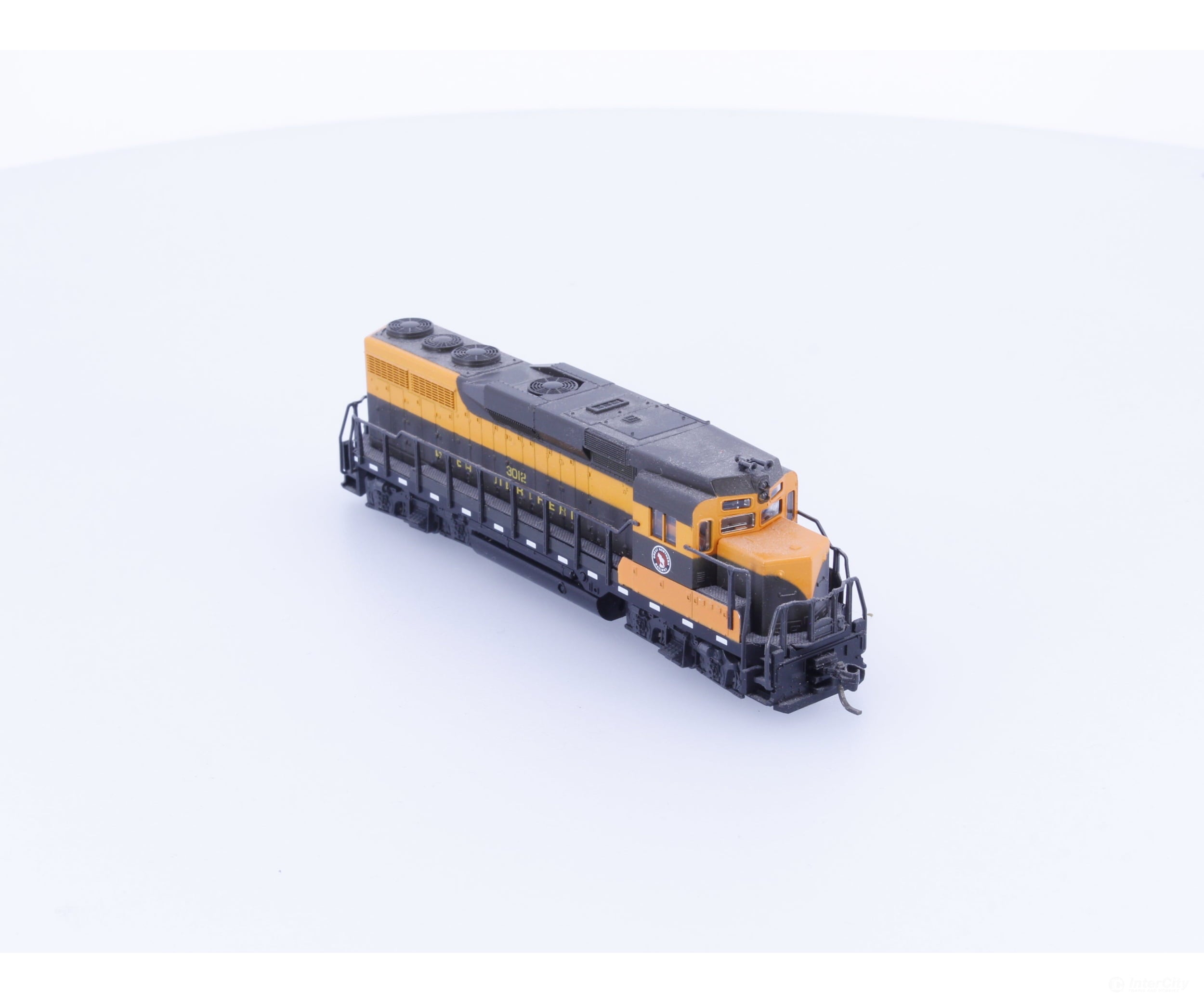 Atlas 4731 N EMD GP30 Diesel Locomotive Great Northern (GN) 3012 Analog DC Locomotives