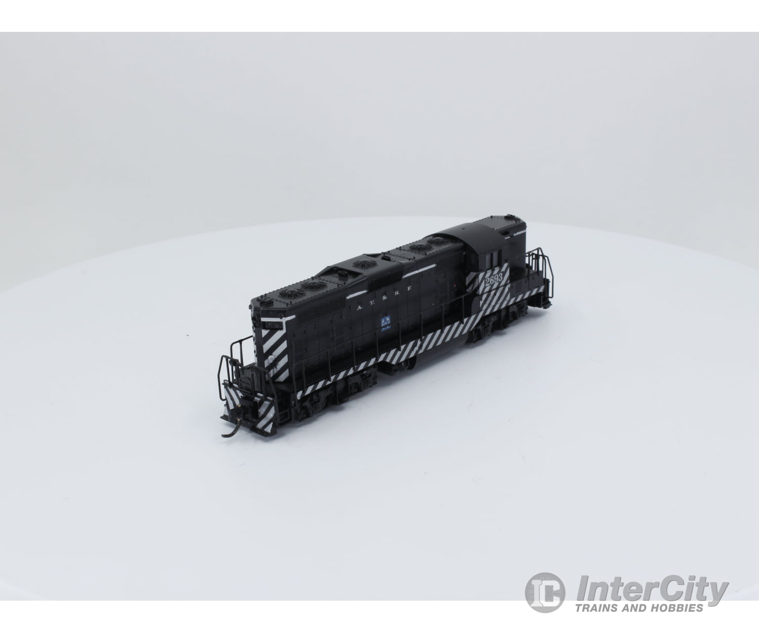 Atlas 48030 N Gp-7 Locomotive Santa Fe (Sf) 2693 Analog Dc Locomotives