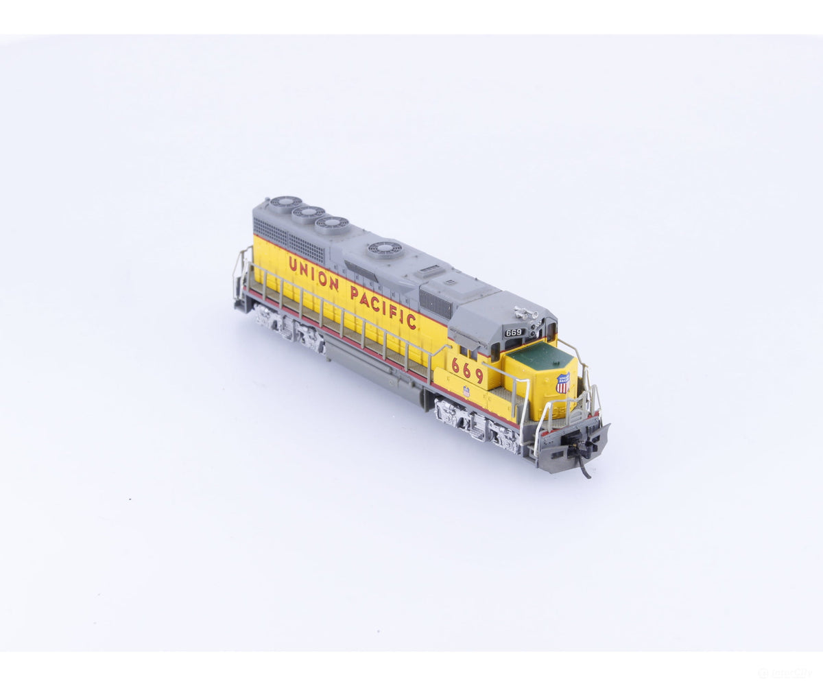 Atlas 48535 N GP-40 Diesel Locomotive Union Pacific (UP) 669 Analog DC - Locomotives