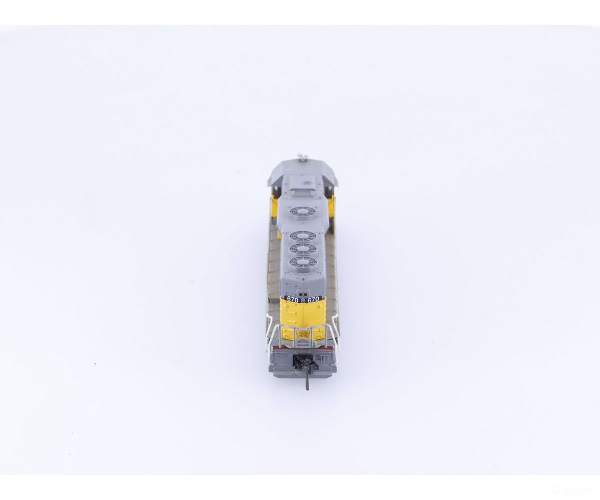 Atlas 48536 N GP-40 Diesel Locomotive Union Pacific (UP) 670 Analog DC - Locomotives