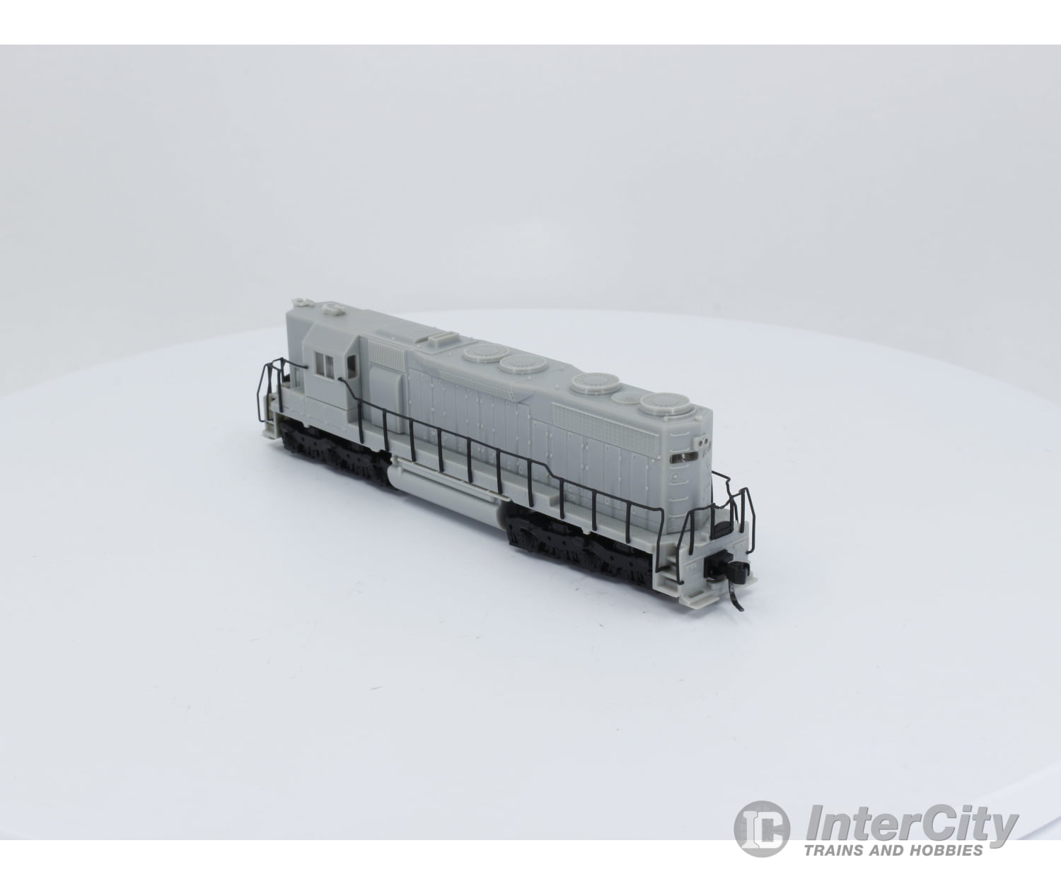 Atlas 49400 N Sd-35 Locomotive Undecorated - High Nose Analog Dc (3) Locomotives