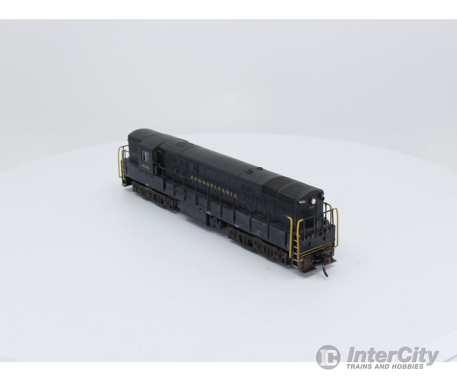 Atlas 49663 N Train Master Locomotive Pennsylvania (Prr) 8705 Analog Dc Locomotives