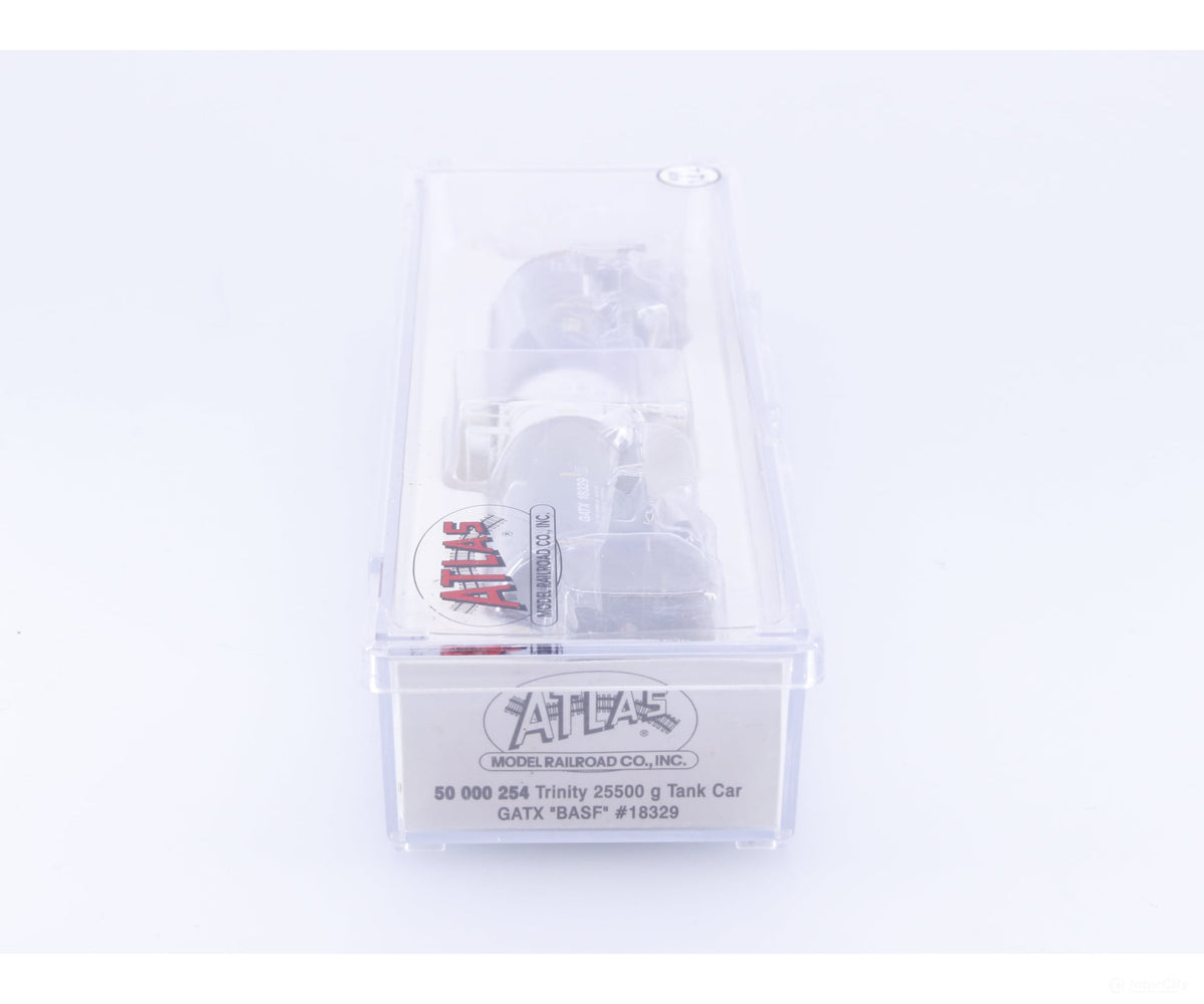 Atlas 50 000 254 N Trinity 25500 Gal Tank Car BASF (GATX) 18329 - Freight Cars