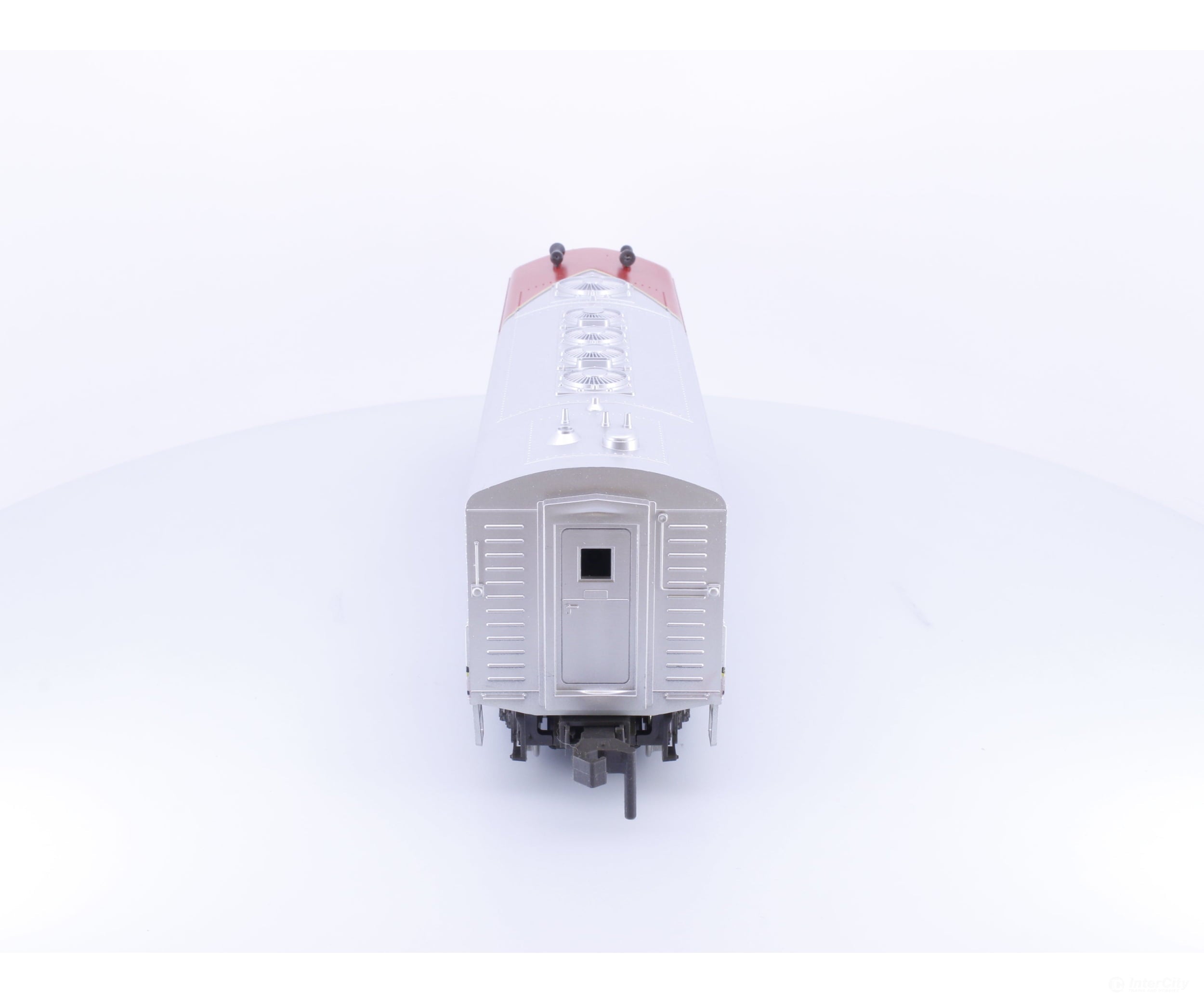 Atlas 6101 O F9 Diesel Locomotive Santa Fe (SF) Analog DC - Locomotives