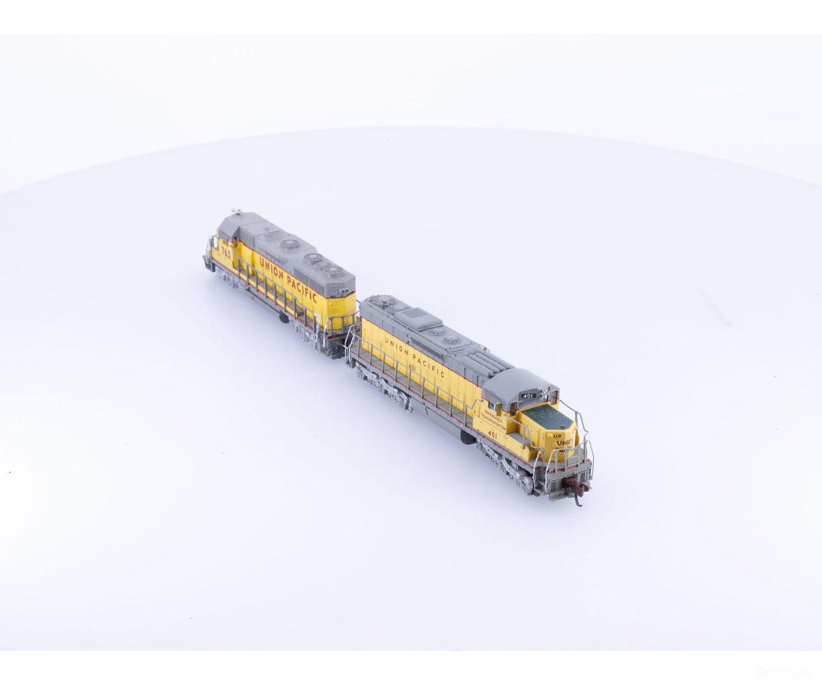 Atlas 763/401 N GP35/SD26 Diesel Locomotives Combo Set Union Pacific (UP) 763/401 DCC & Sound - Locomotives