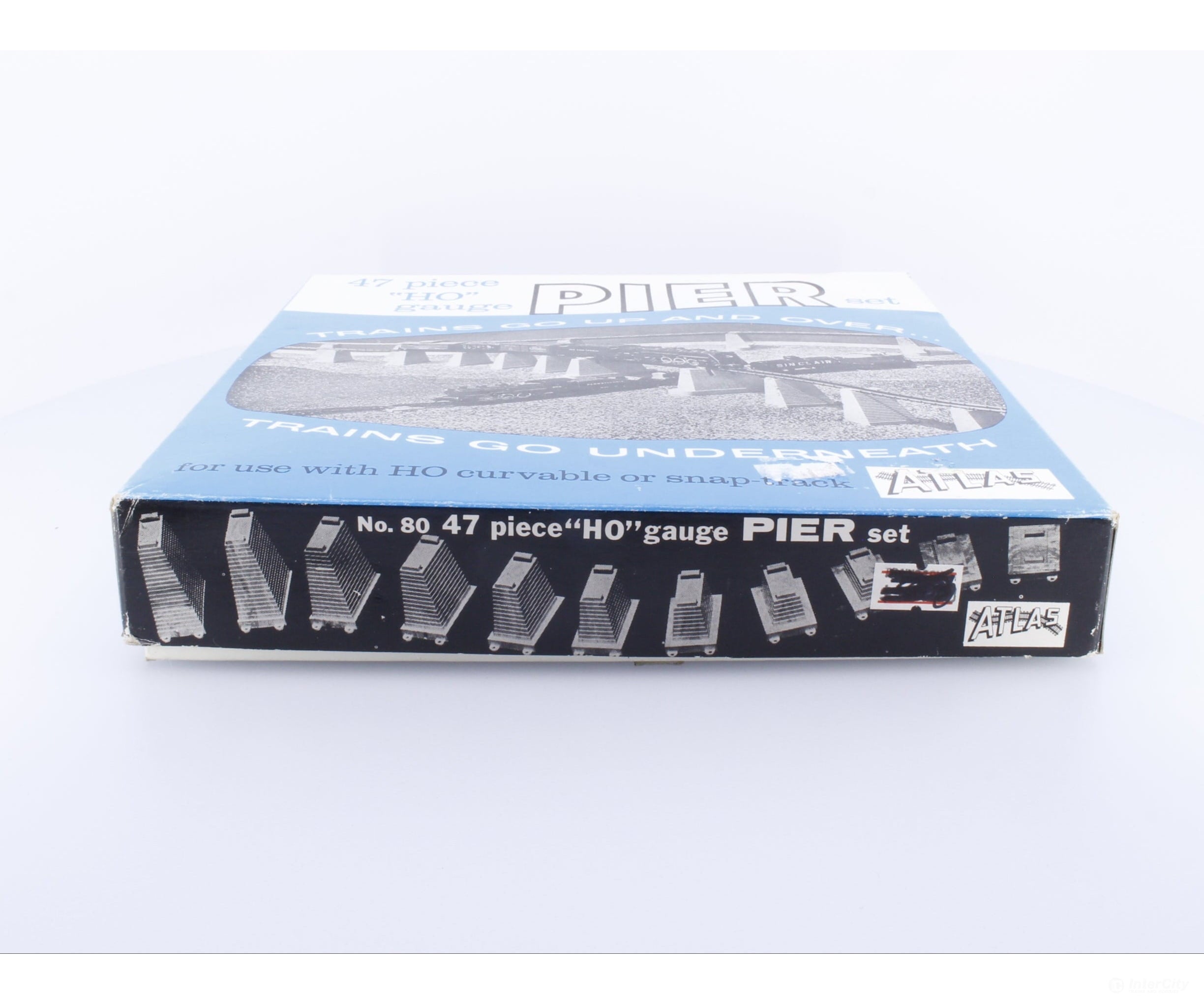 Atlas 80 HO 47 Piece Pier Set Tunnels & Bridges