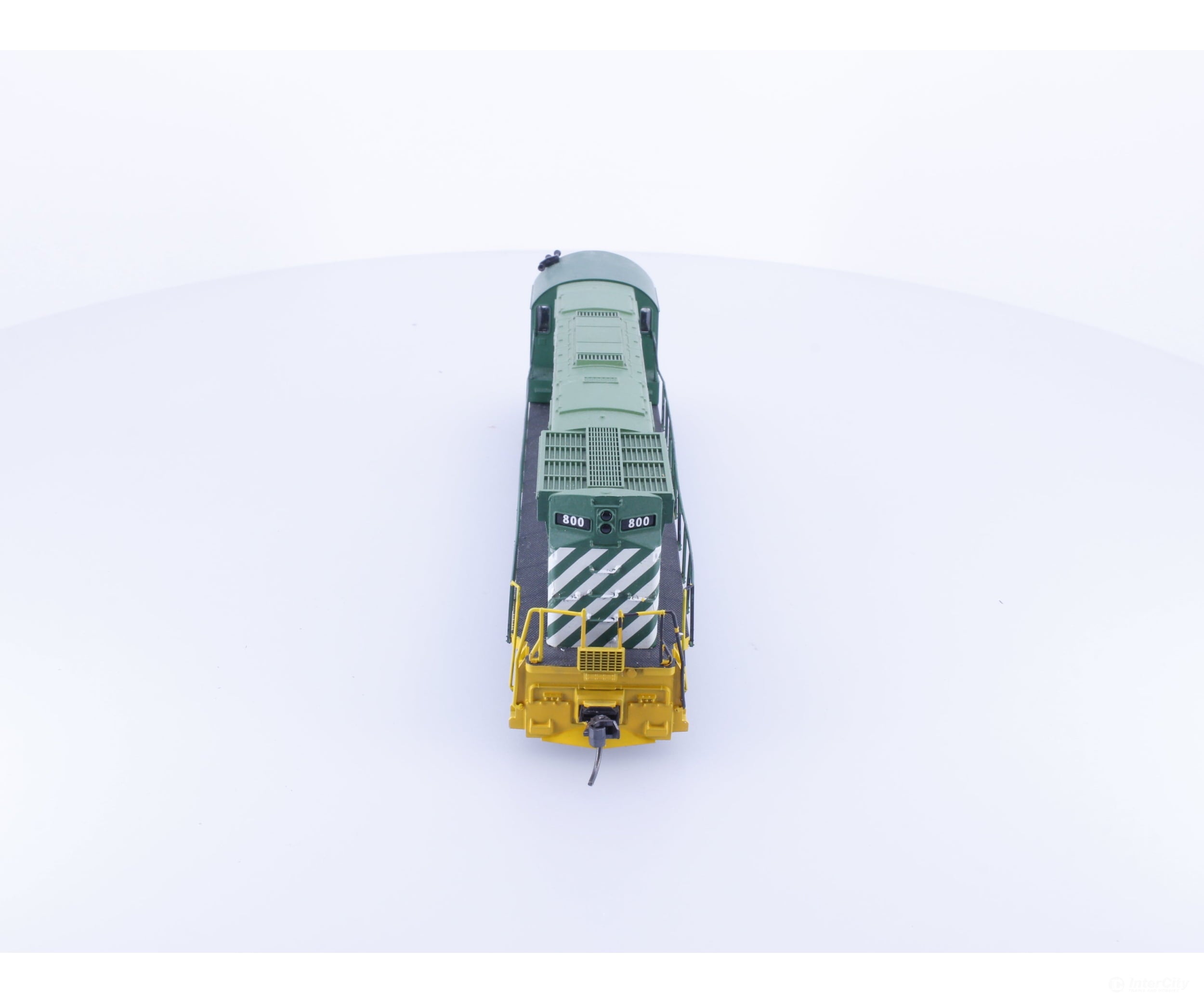 Atlas 8059 HO ALCO C-424 Diesel Locomotive Phase 1 Custom Painted BC Rail (BCOL) 800 Analog DC Locomotives