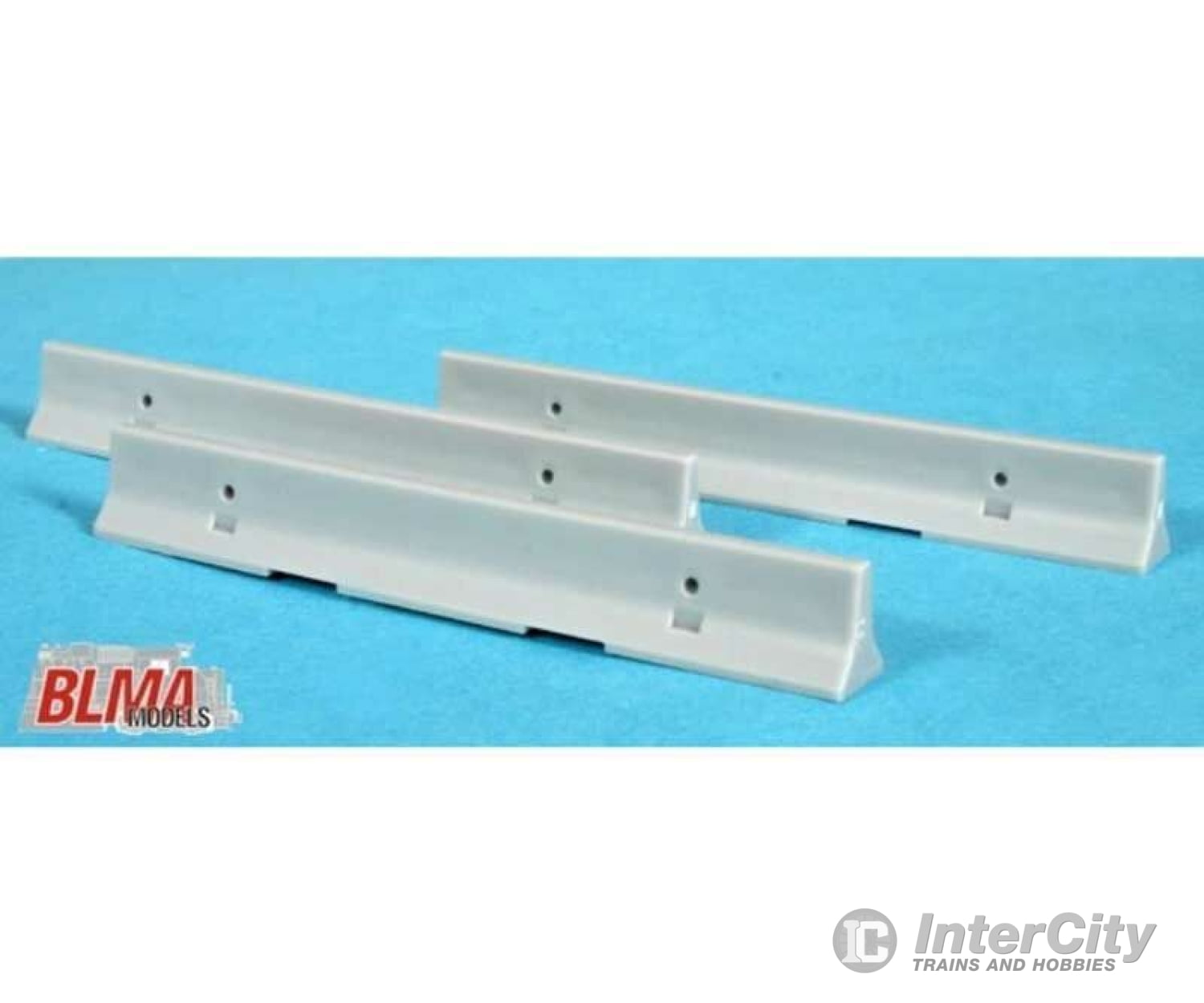 Atlas Blma4107 Concrete K-Rail Barrier -- Length: 2-11/16 6.8Cm Pkg(8) Other Scenery