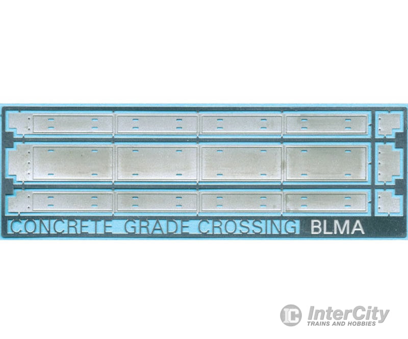 Atlas Blma79 Modern Grade Crossing -- Concrete Other Scenery