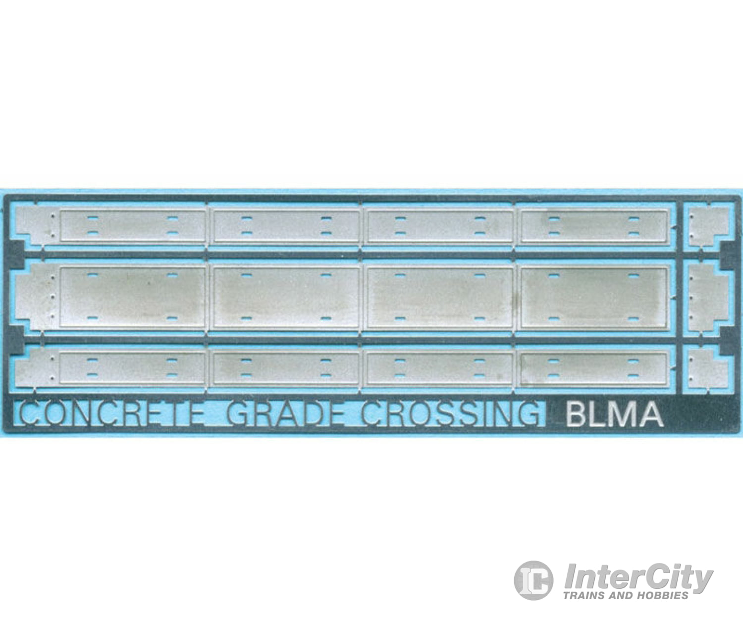 Atlas Blma79 Modern Grade Crossing -- Concrete Other Scenery