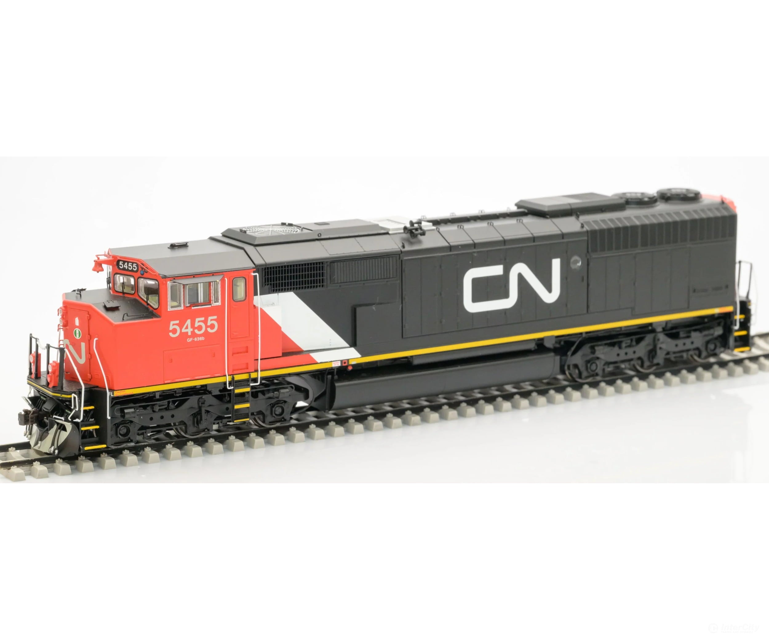 Aurora Miniatures 110506 HO Scale GMDD SD50F Diesel Locomotive - Canadian National (CN) ’Single Stripe’ #5455