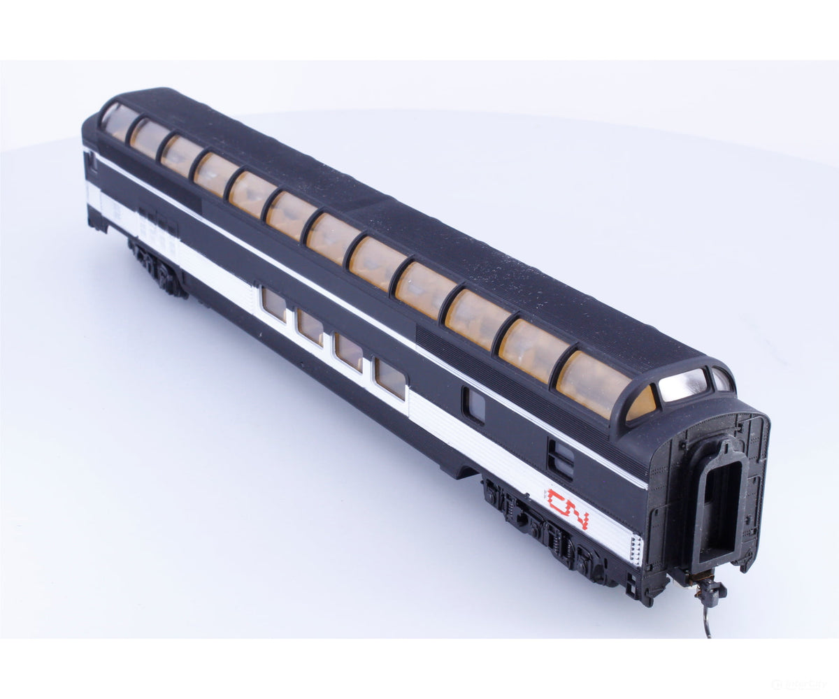 Bachmann 1253 HO 85’ Full Domed Passenger Car Canadian National (CN) - Passenger Cars