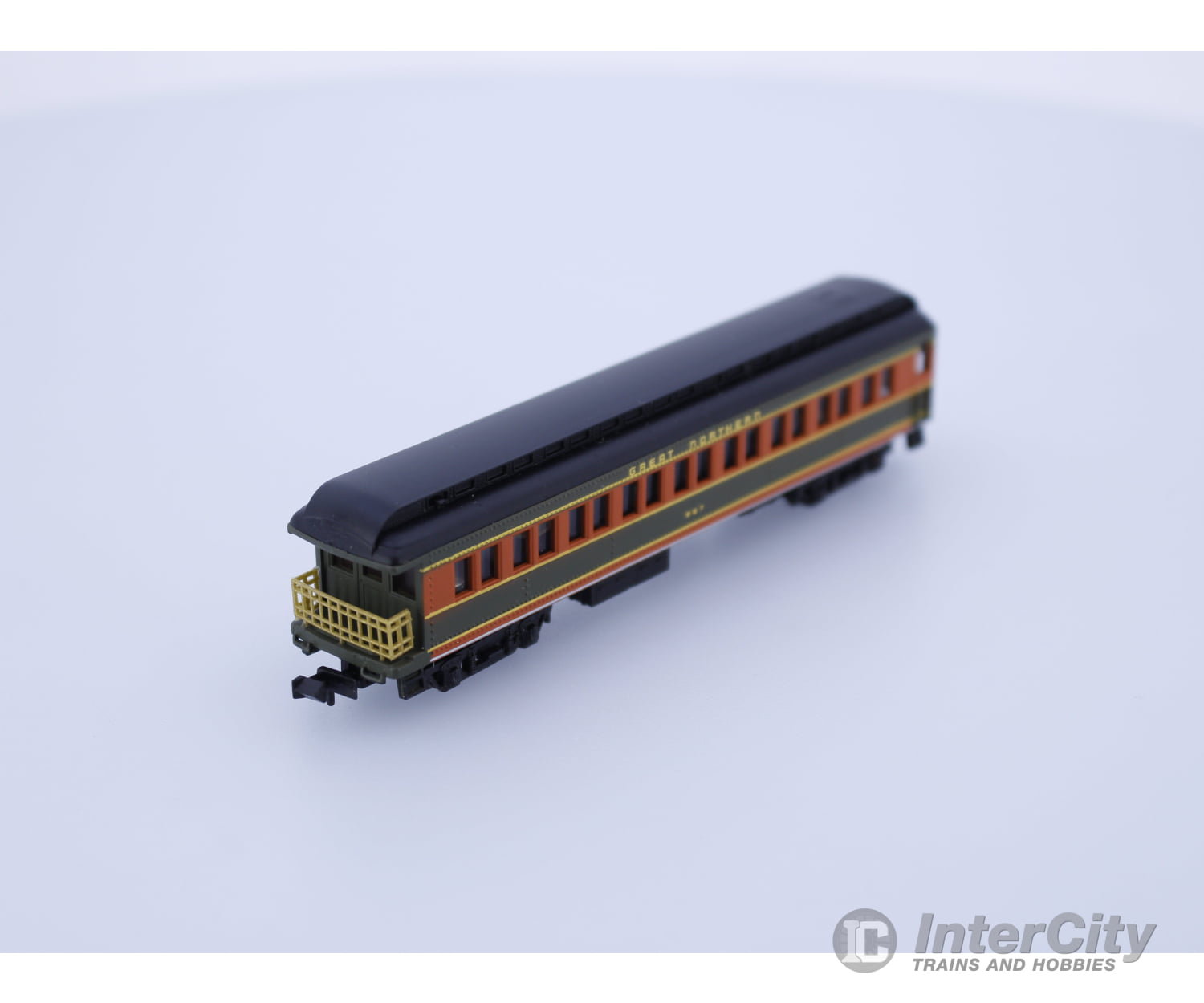 Bachmann 13063 N Passenger Coach Lighted Great Northern (GN) 967 (#1) Passenger Cars