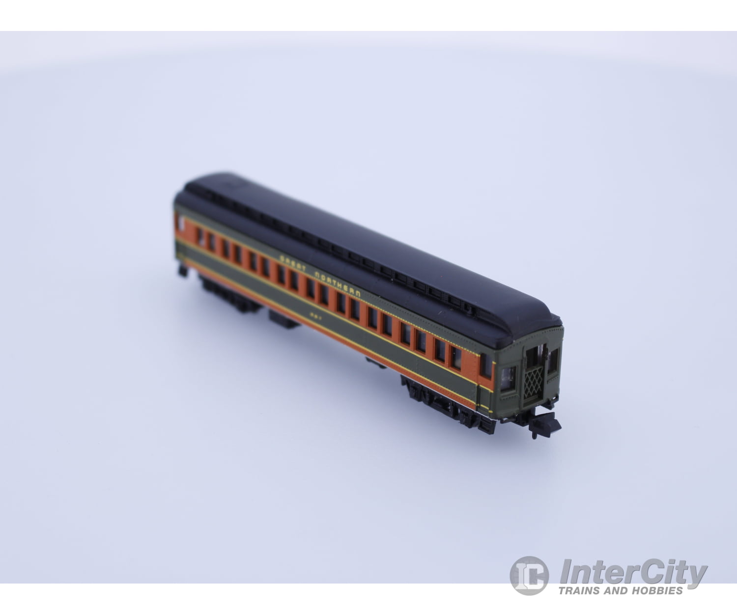 Bachmann 13063 N Passenger Coach Lighted Great Northern (GN) 967 Passenger Cars