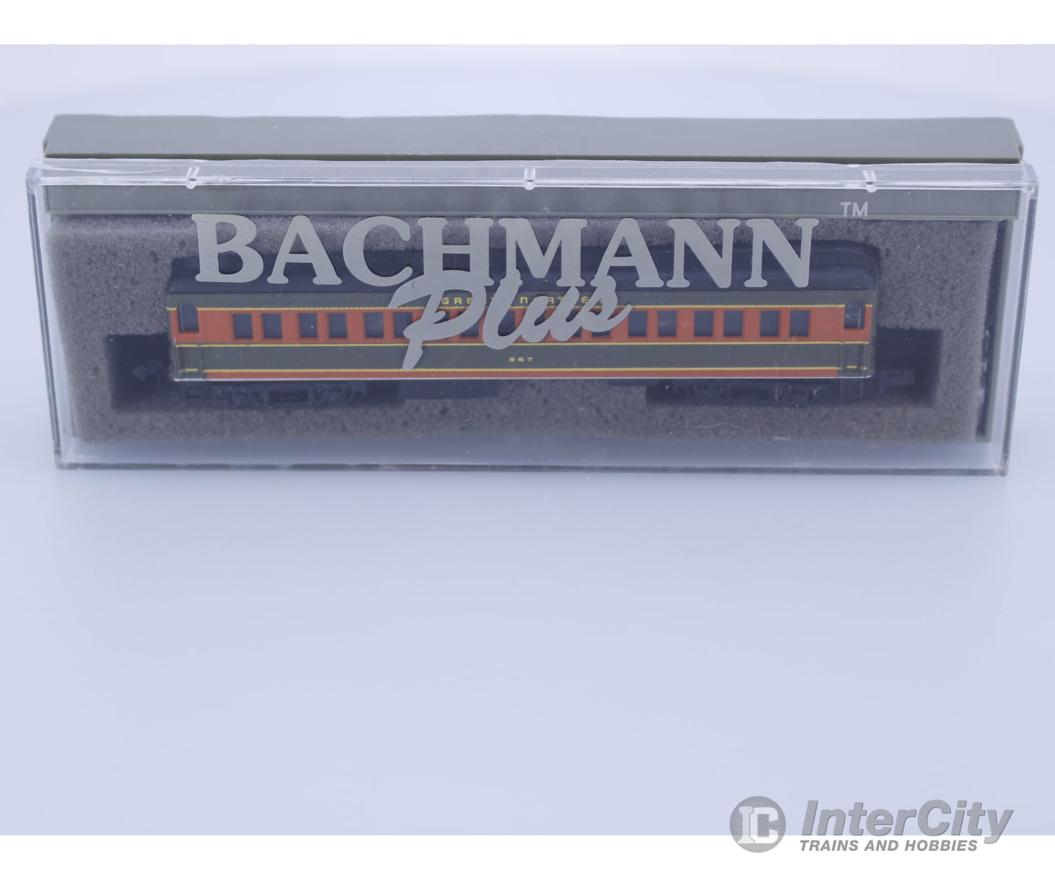 Bachmann 13063 N Passenger Coach Lighted Great Northern (GN) 967 Passenger Cars