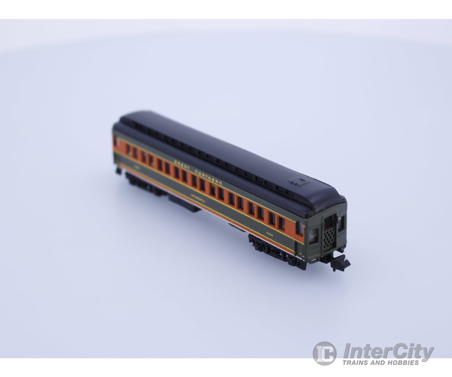 Bachmann 13064 N Passenger Coach Minnesota Lighted Great Northern (GN) 1032 Passenger Cars