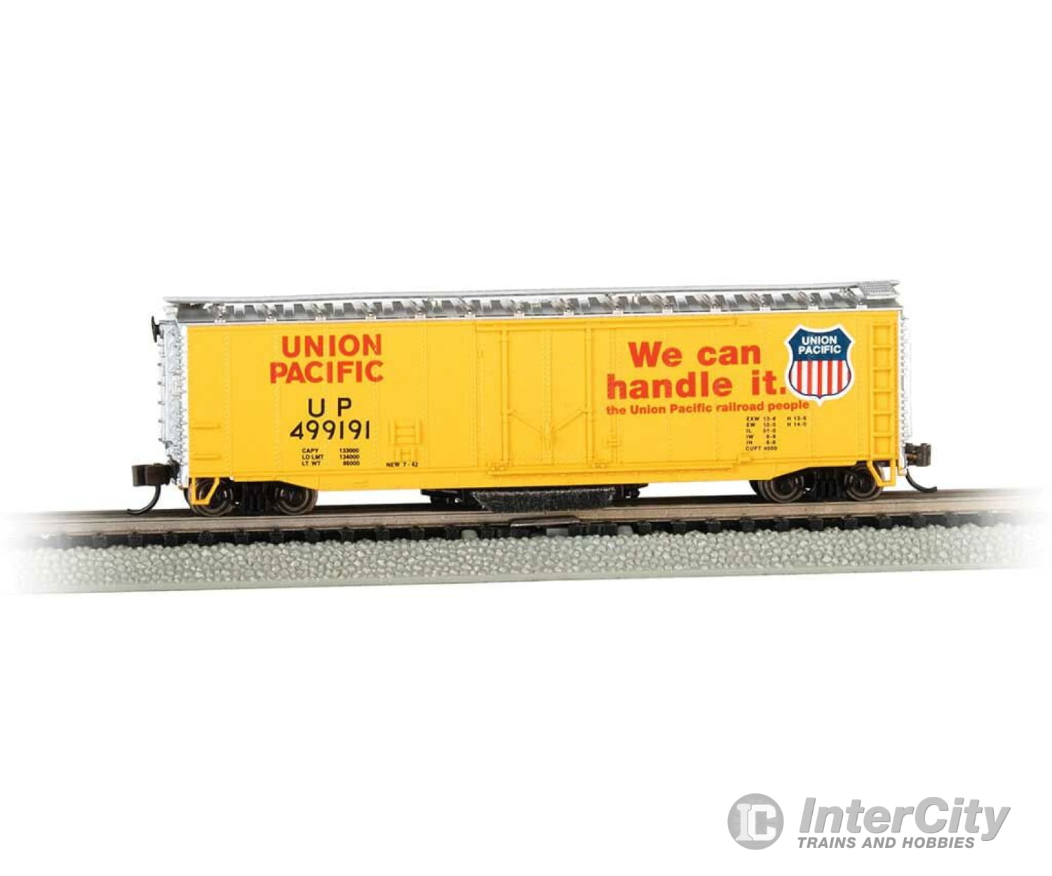 Bachmann 16366 Track Cleaning 50 Plug-Door Boxcar - Ready To Run -- Union Pacific #499191 (Armour