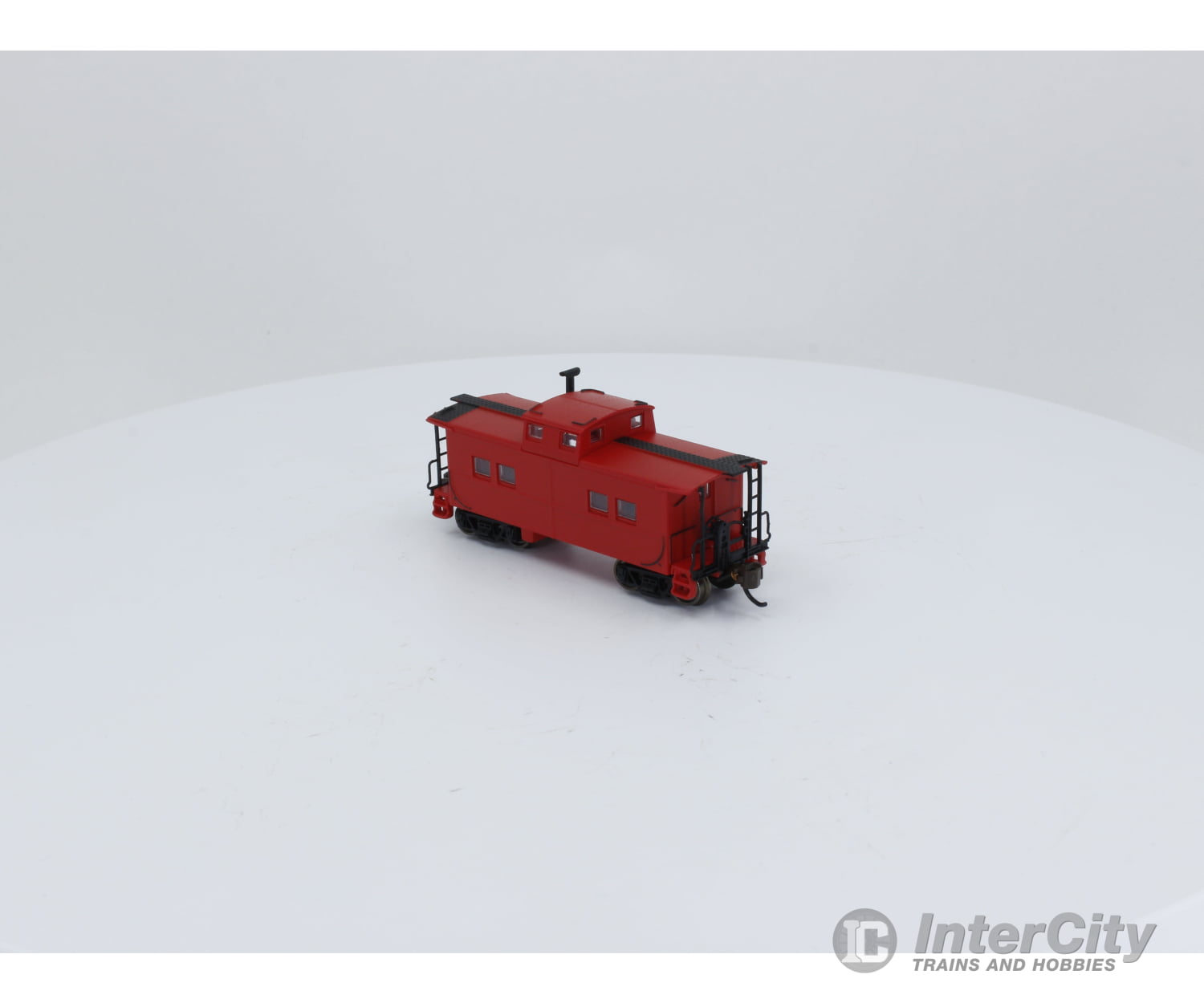 Bachmann 16856 N Northeast Steel Caboose Painted Unlettered - Red Undecorated Freight Cars