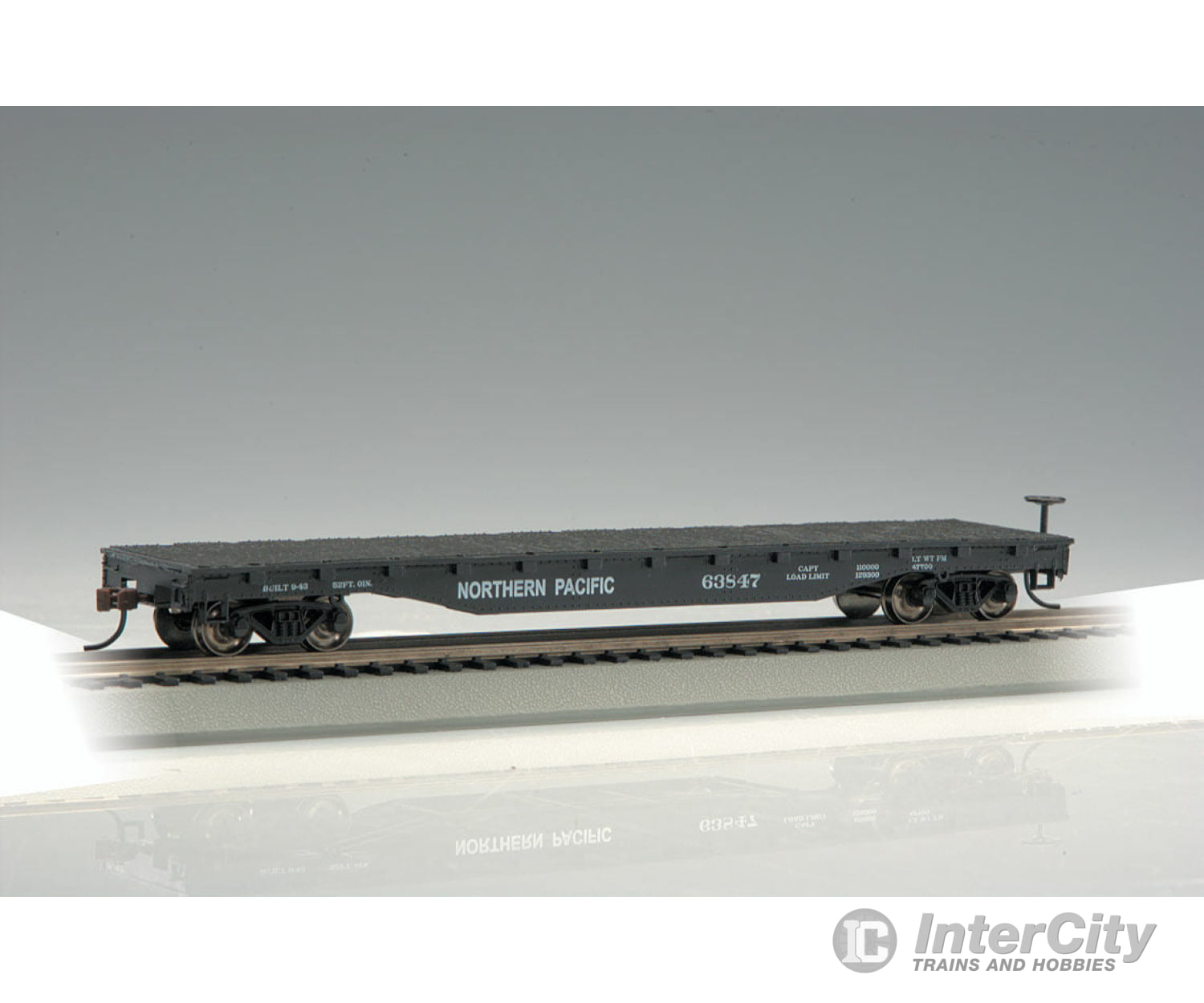 Bachmann 17333 52 Flatcar - Ready To Run Silver Series(R) -- Northern Pacific Freight Cars