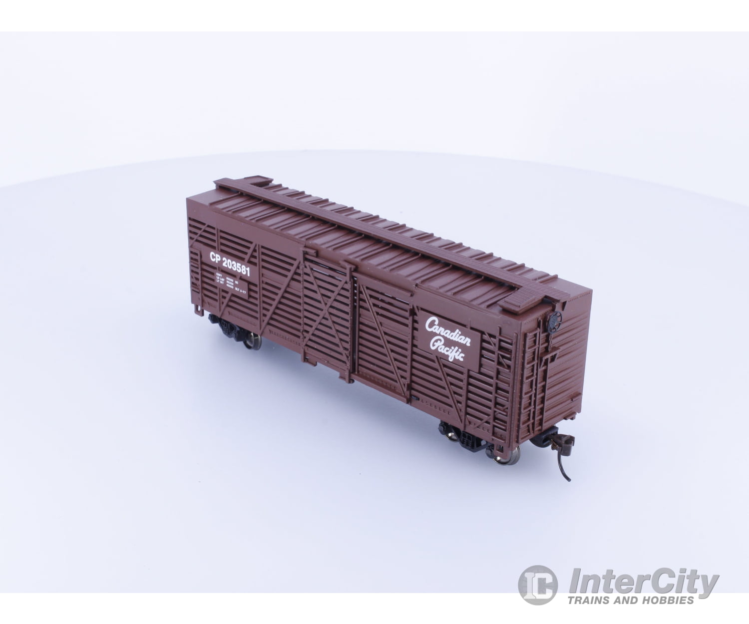 Bachmann 18524 HO 40’ Stock Car Canadian Pacific (CP) 203581 (#2) Freight Cars