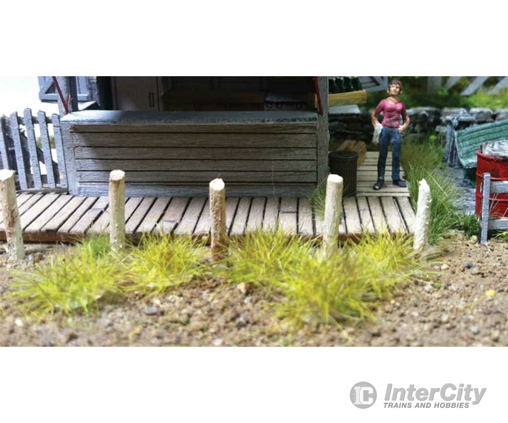 Bachmann 31033 Grass Tufts - Scenescapes(R) -- Tan 1/4 .6Cm Tall Fibers Pkg(100) & Scenery Mats