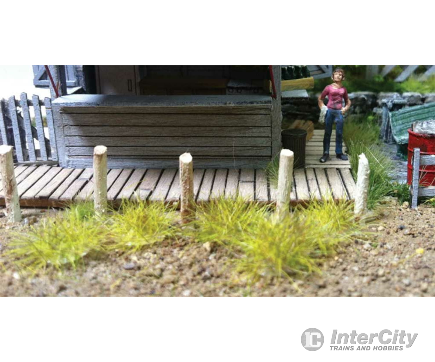 Bachmann 31033 Grass Tufts - Scenescapes(R) -- Tan 1/4 .6Cm Tall Fibers Pkg(100) & Scenery Mats