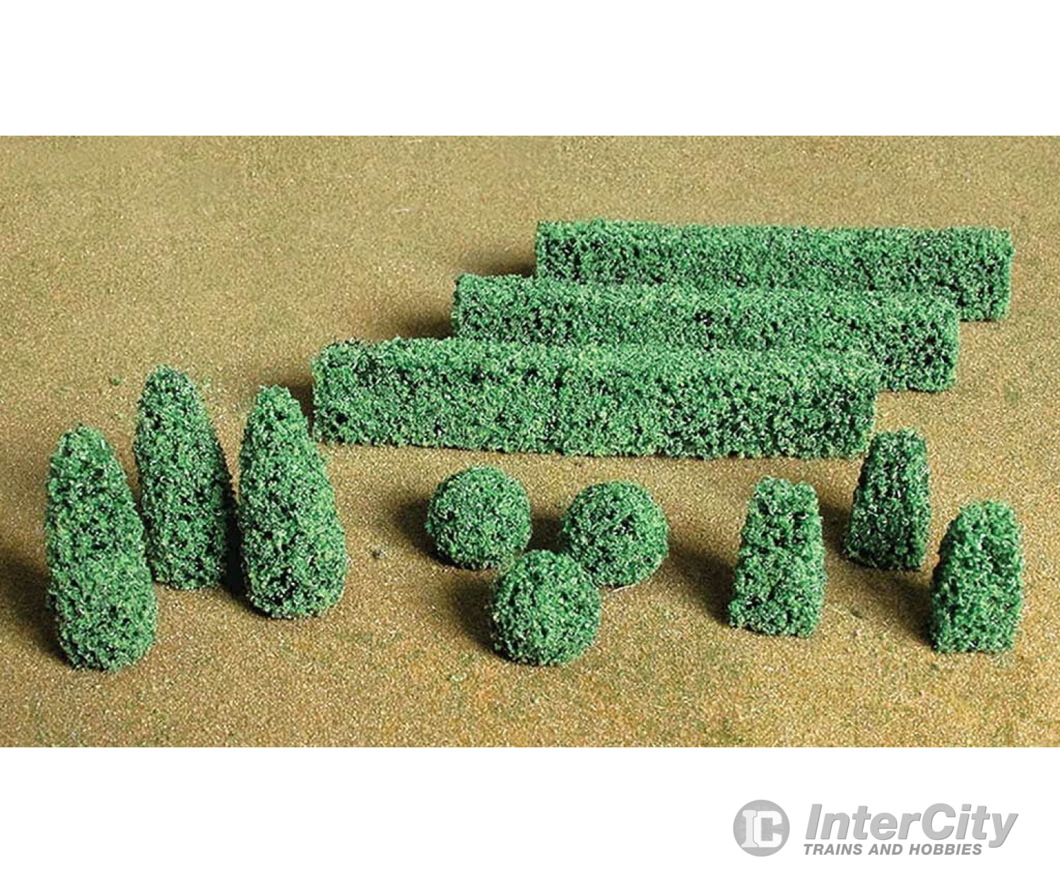 Bachmann 32504 Boxwood Plants -- Assorted Pkg(20) Other Scenery