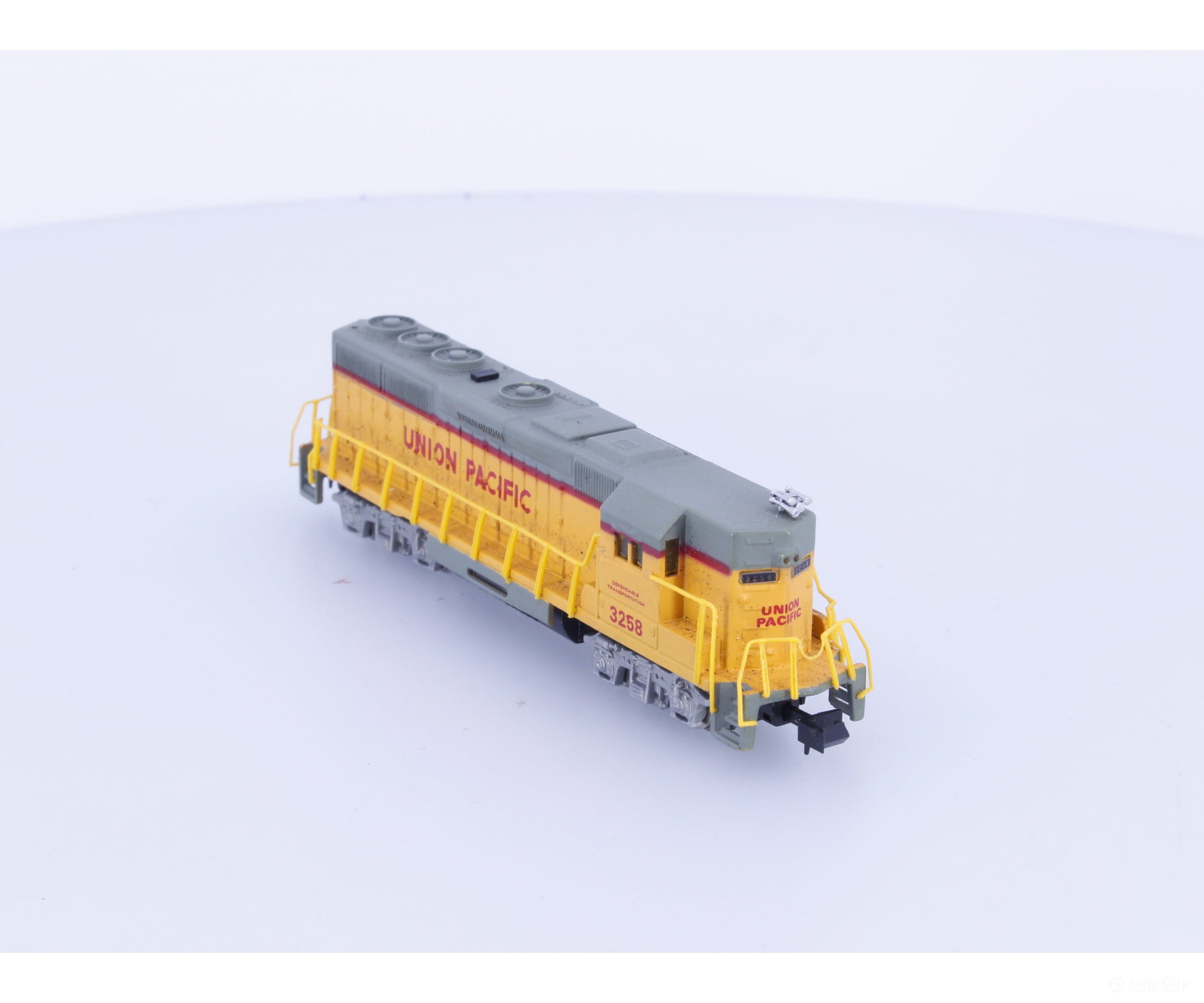 Bachmann 3258 N GP50 Diesel Locomotive Union Pacific (UP) 3258 Analog DC - Locomotives