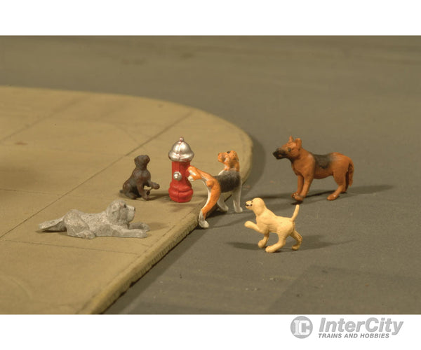 Bachmann 33108 Scenescapes(Tm) Figures -- Dogs With Fire Hydrant Pkg(6)