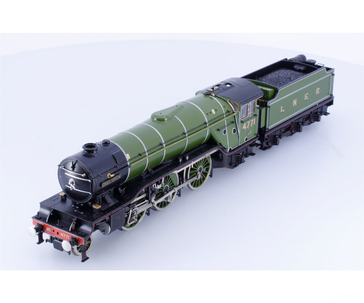 Bachmann 35-204NRMSF OO LNER V2 Class Green Arrow Steam Locomotive for National Railway Museum 4771 DCC & Sound