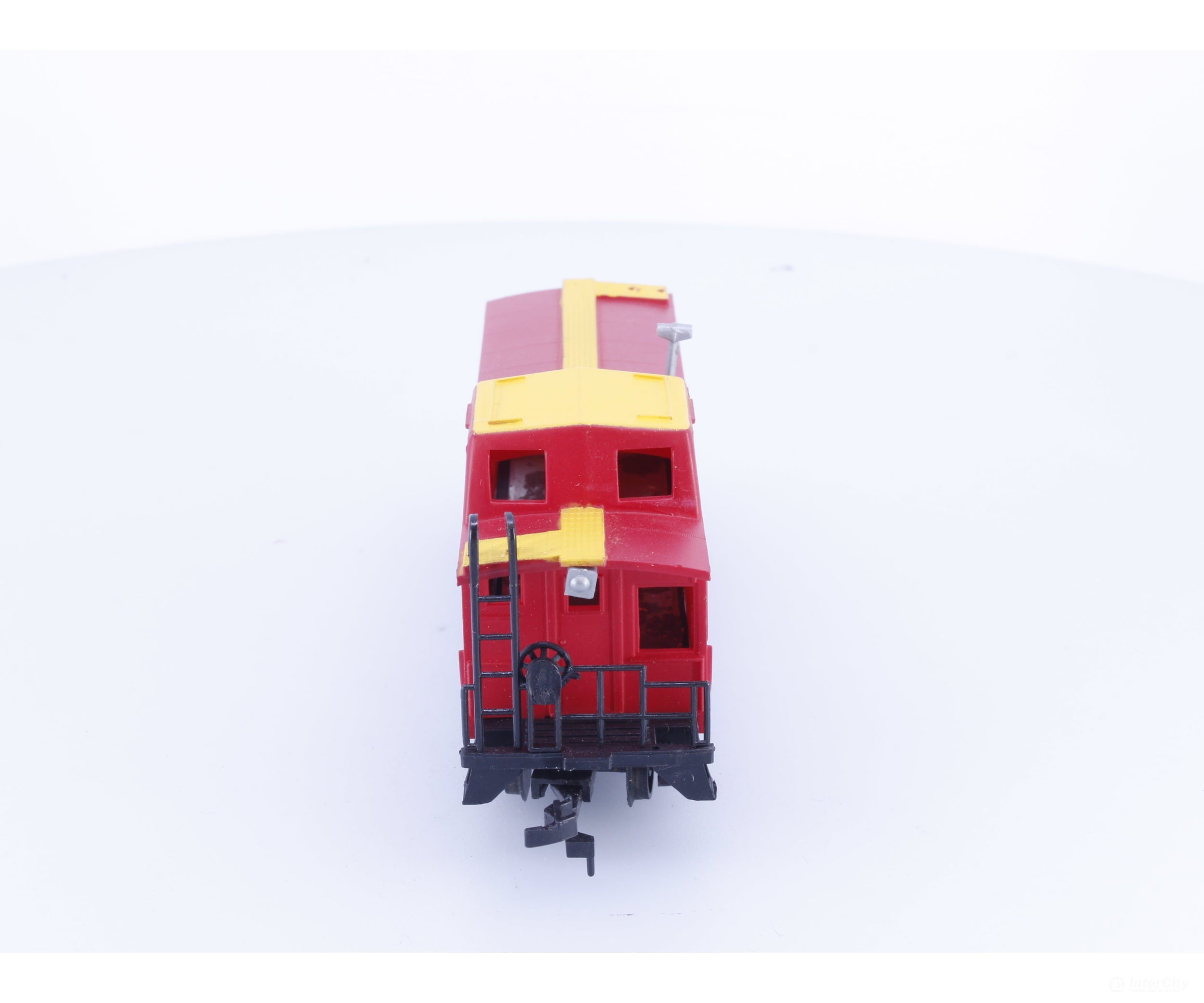 Bachmann 3851 HO Caboose Atchison Topeka and Santa Fe (ATSF) 3851 - Freight Cars