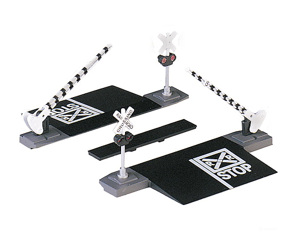 Bachmann 42208 Grade Crossing -- Non-Operating Signals & Catenary