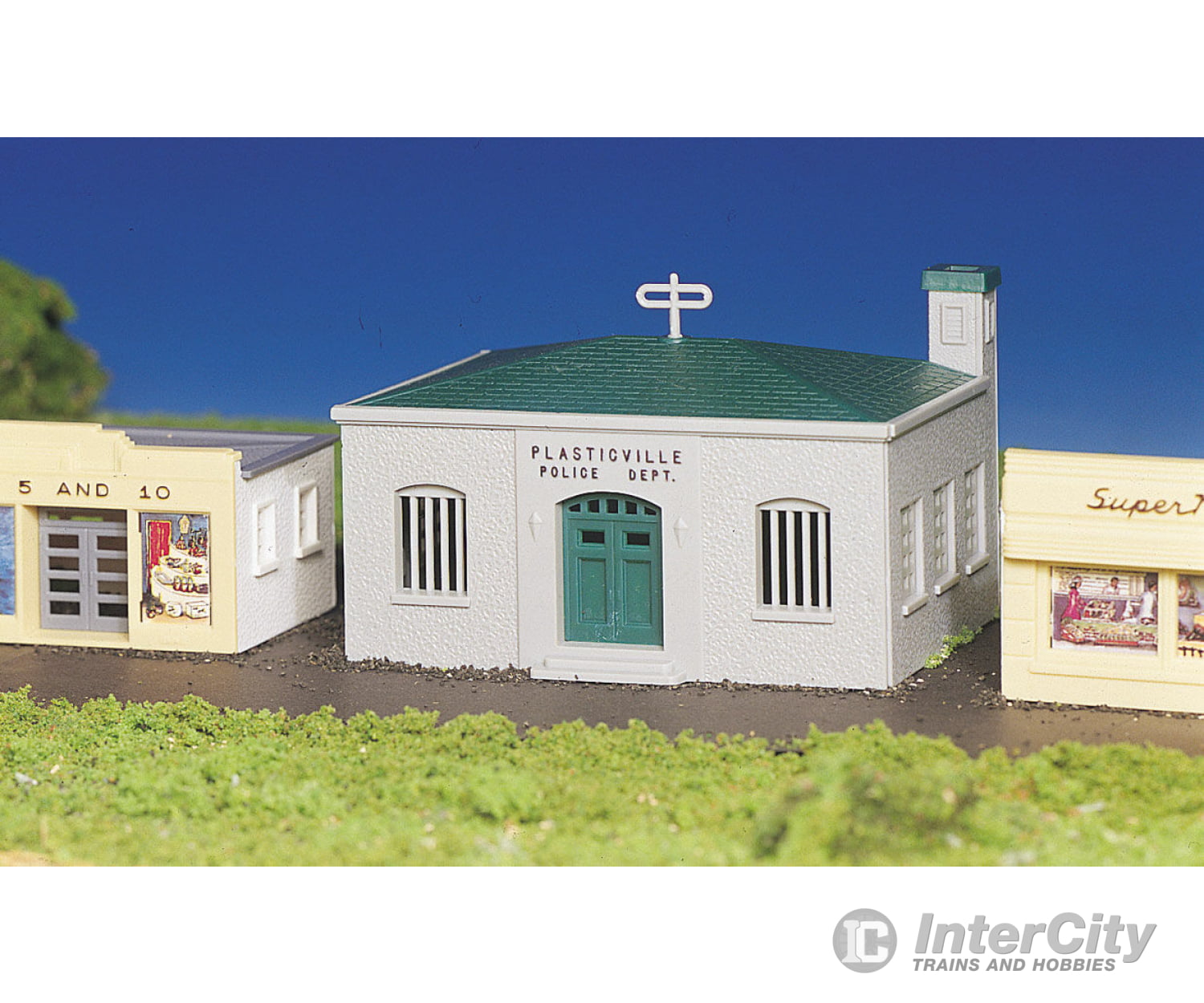 Bachmann 45145 Plasticville Classic Kit - Police Station Structures