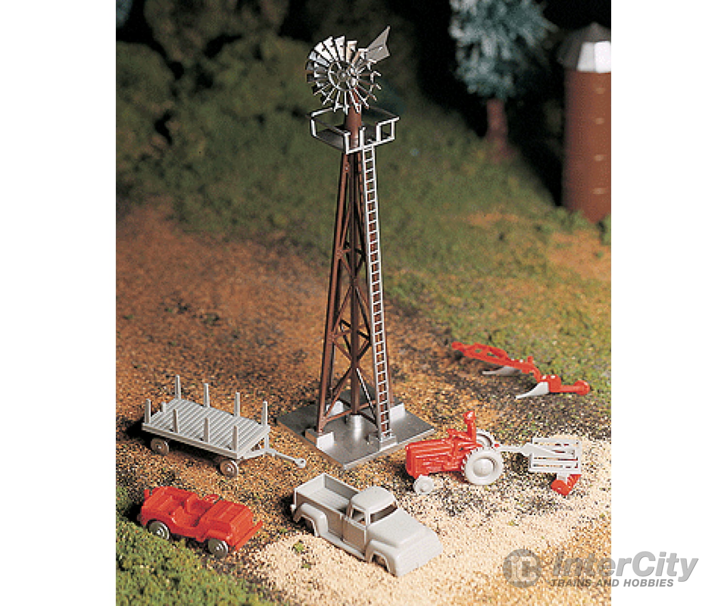 Bachmann 45603 Plasticville U.s.a.(R) Classic Kits -- Windmill W/Farm Machinery Structures